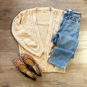 Yarnworks Women’s Cable Knit Cardigan Sweater | Neutral Cozy | Large 🧺